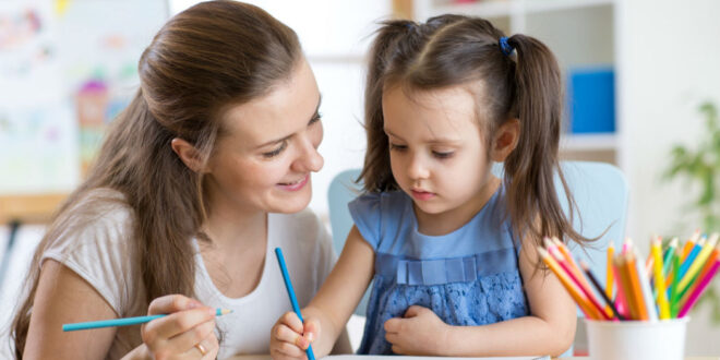 EMPLEO DE CUIDADO DE NIÑOS